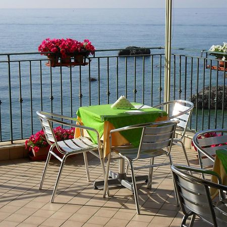 B&B Miramare Giardini-Naxos Extérieur photo
